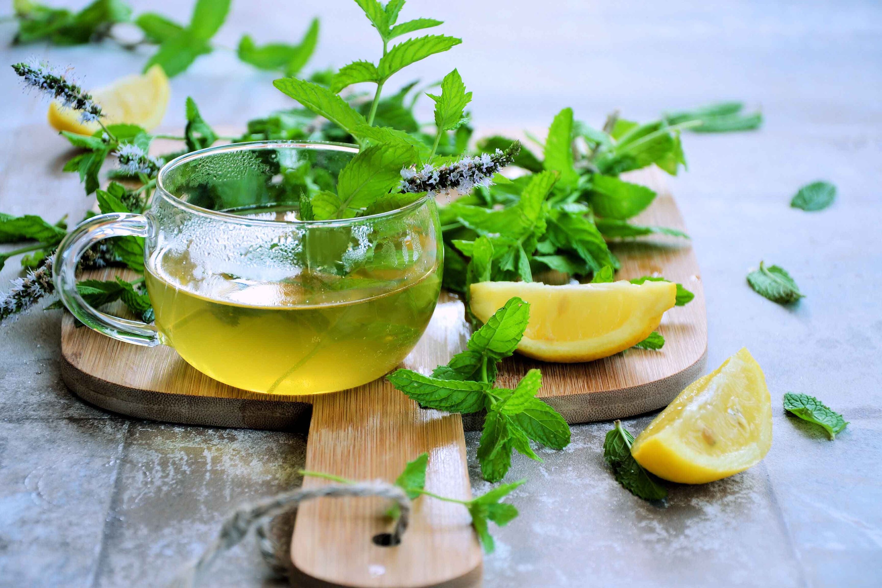 Teh Melati dengan Mint dan Lemon, Mood Booster yang Menyegarkan