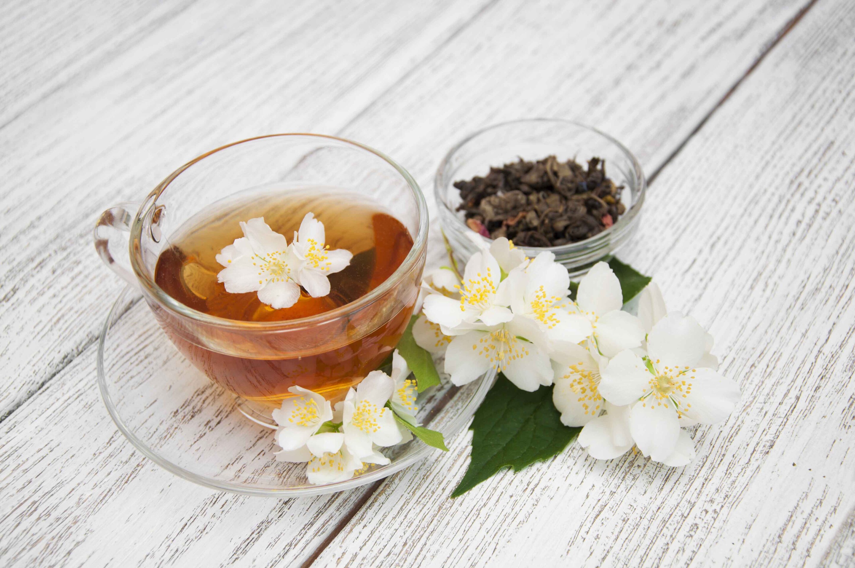 Tunda Penuaan Dini dengan Minum Teh Melati, Yuk!